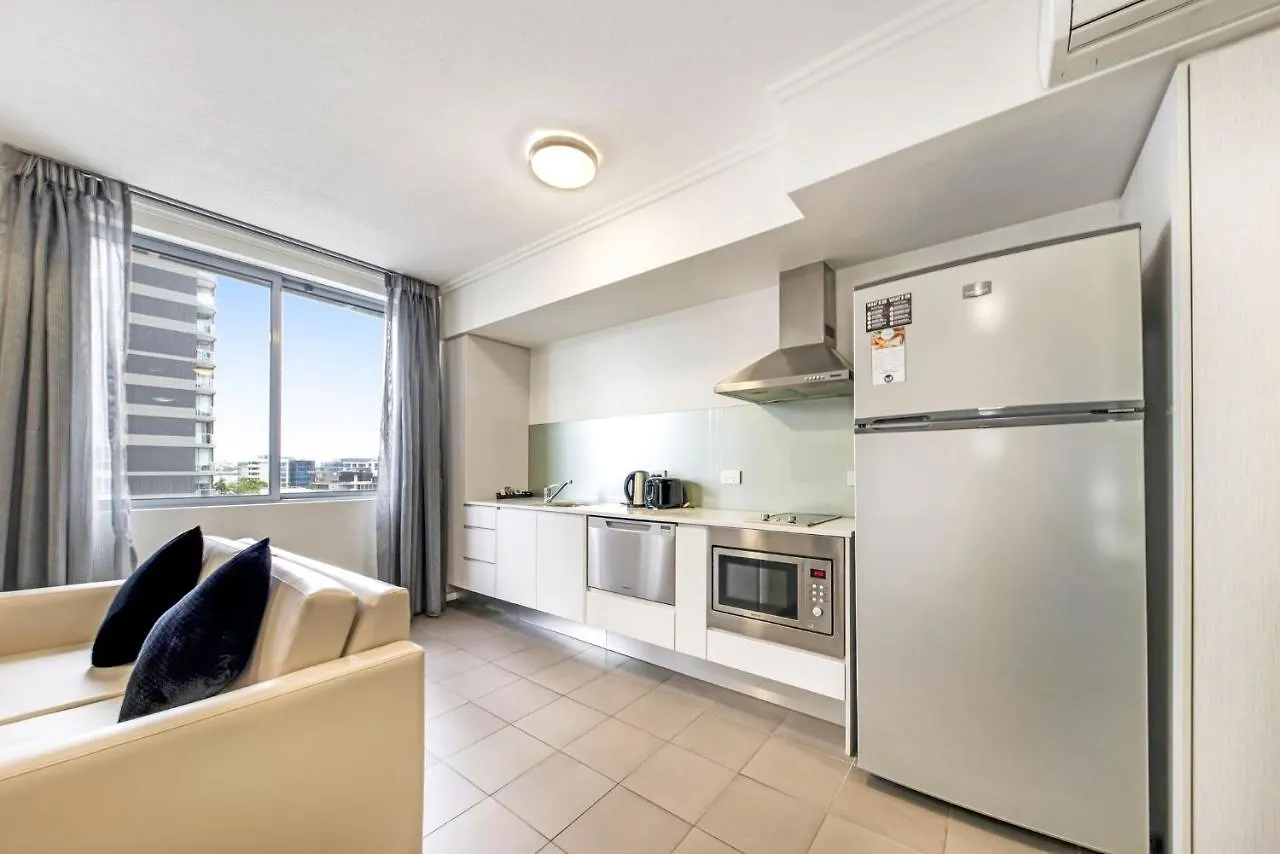 **** Aparthotel The Capitol Apartments Brisbane Australia