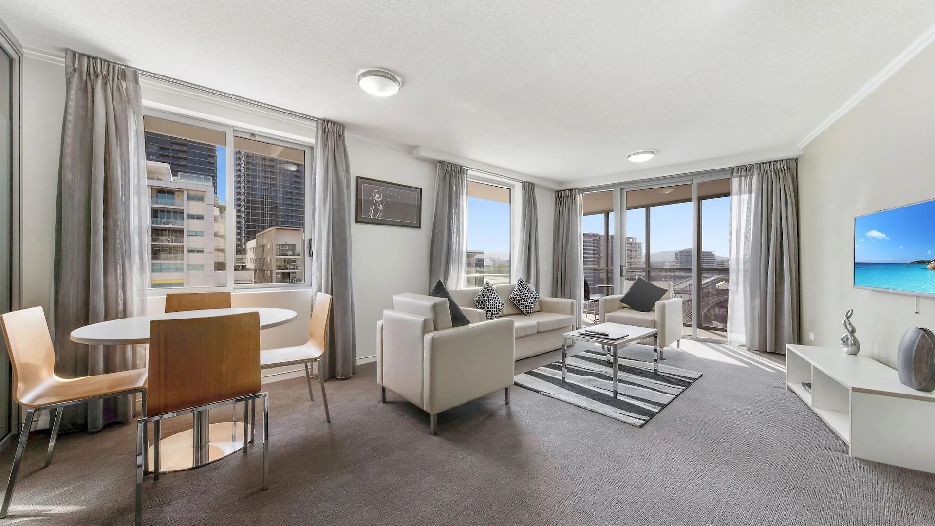 The Capitol Apartments Брисбен 4*,  Австралия