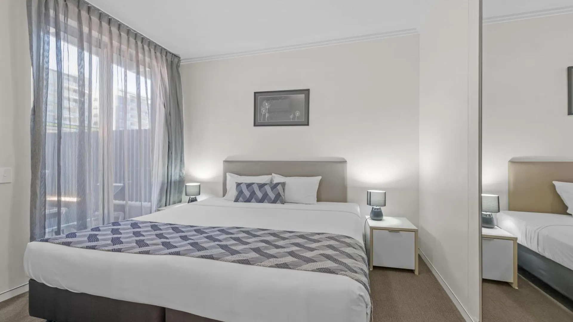 The Capitol Apartments Брисбен 4*,
