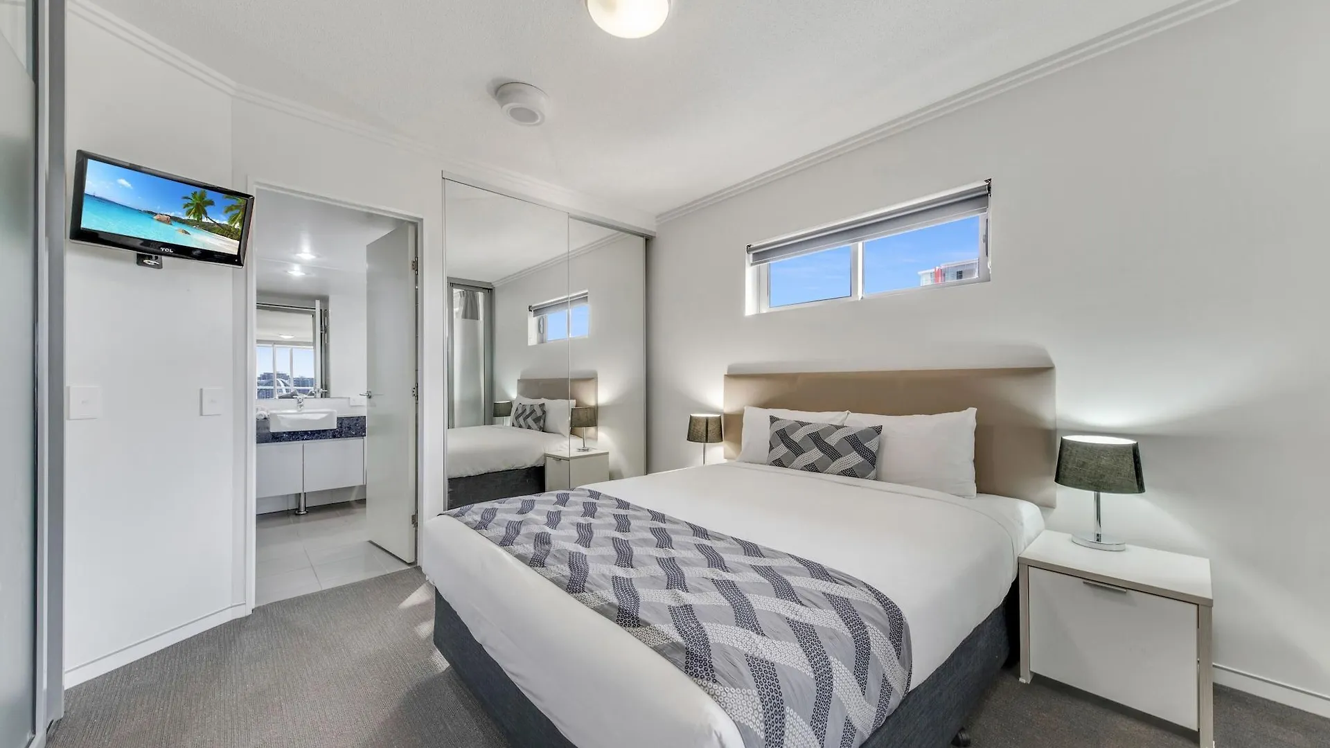 **** Aparthotel The Capitol Apartments Brisbane Australia