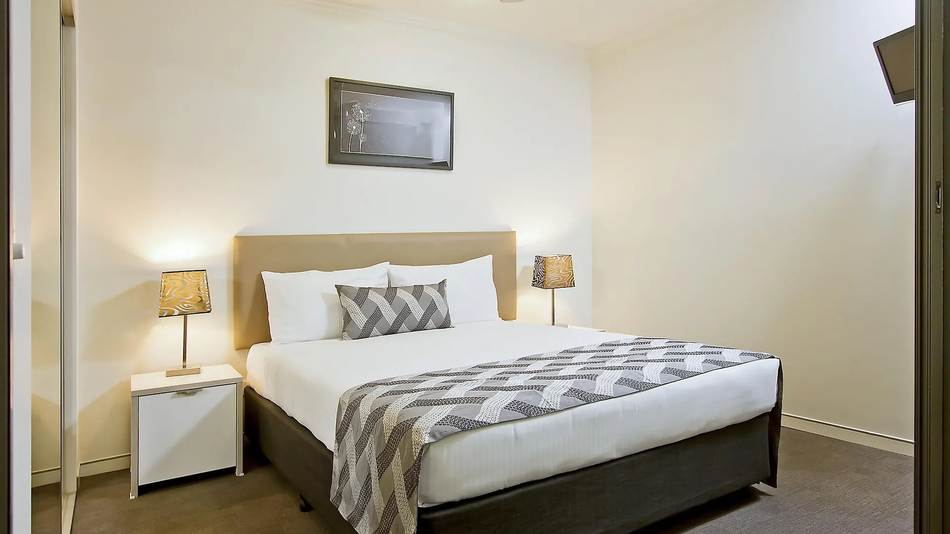 The Capitol Apartments Brisbane 4*,